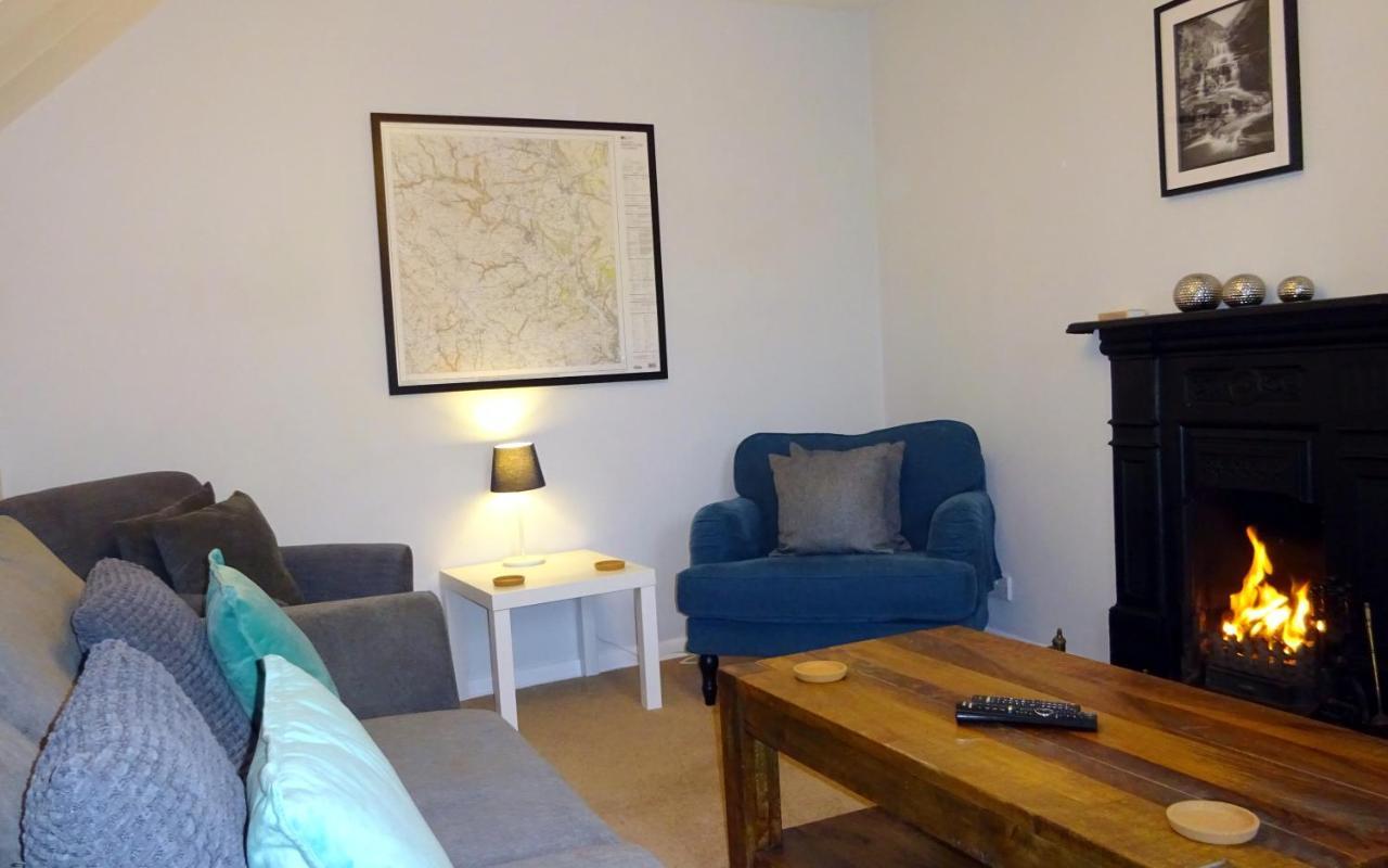 Cherry Cottage, Youlgrave Nr Bakewell Holiday home Youlgreave